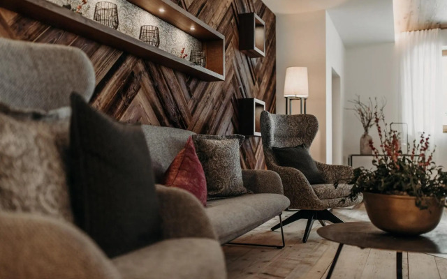 PoSt Boutique Apartments