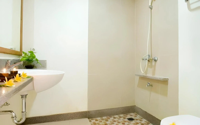 Nyiur Indah Beach Hotel