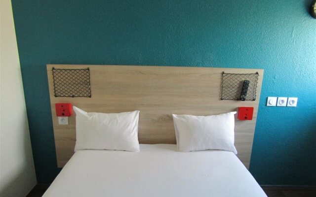 hotelF1 Igny Massy TGV