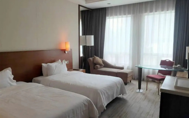 Intercity Guangzhou East Railway Station Hotel
