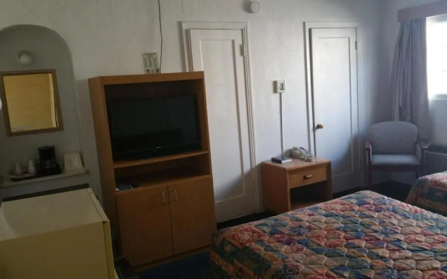 San Joaquin Motel