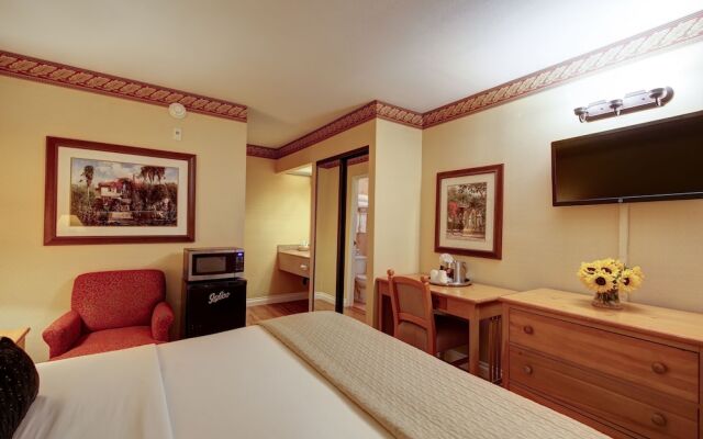 The Green Room Hotel