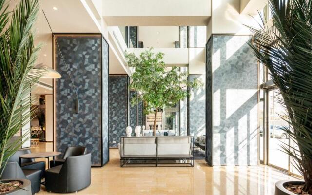 Hotel ILUNION Valencia 4