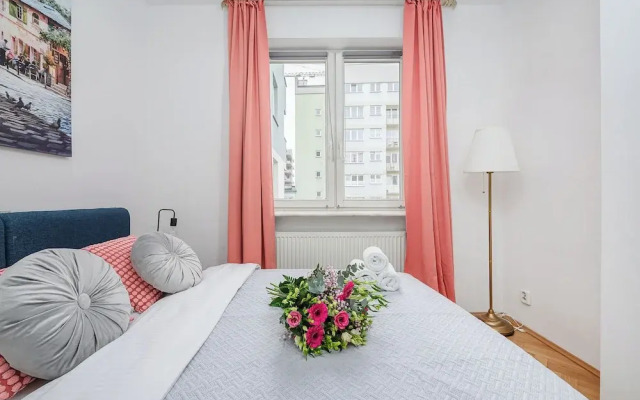 Lumina apartment for family in Warsaw