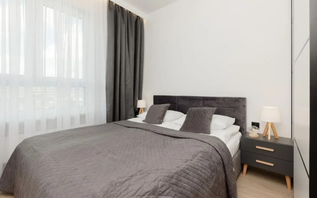 Apartament Jutrzenki Warsaw by Renters