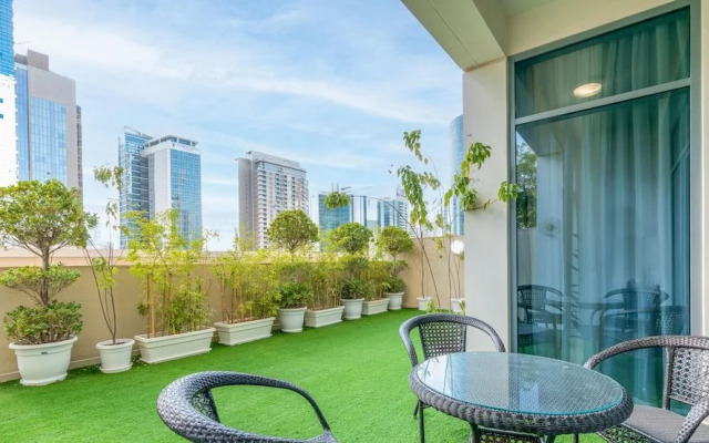 The Lofts Towers by Deluxe Holiday Homes