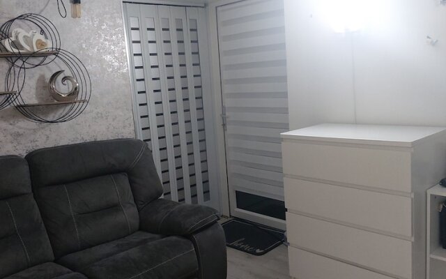 Charming 2-bed Apartment in Eastleigh