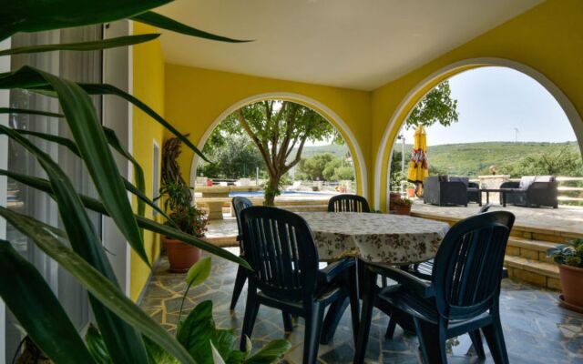 Villa Luka