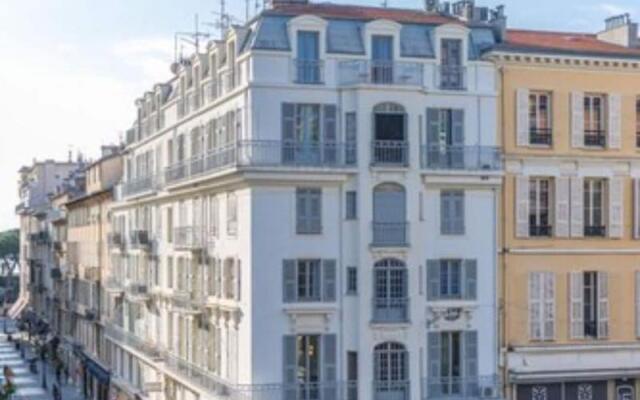 Le Dortoir Boutique Suites