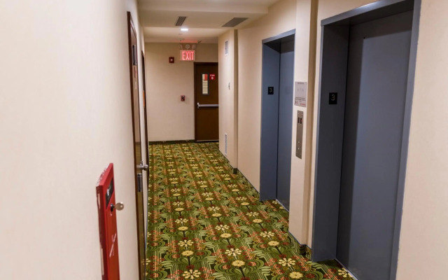 John Hotel