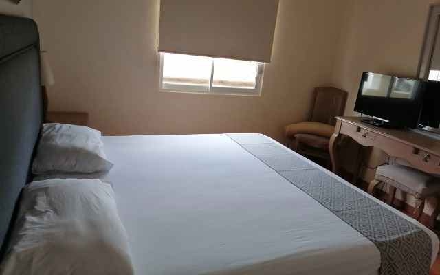 Hotel & Suites Las Palmas