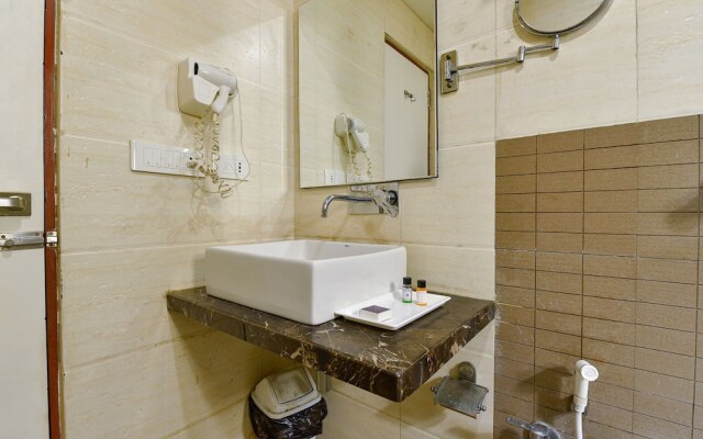 Fabhotel Prime Dev Aadi