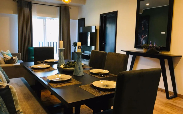 The Green Luxury Apartment