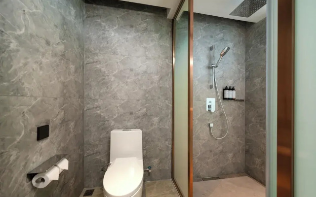 Model J Hotel Jakarta Soekarno Hatta Airport