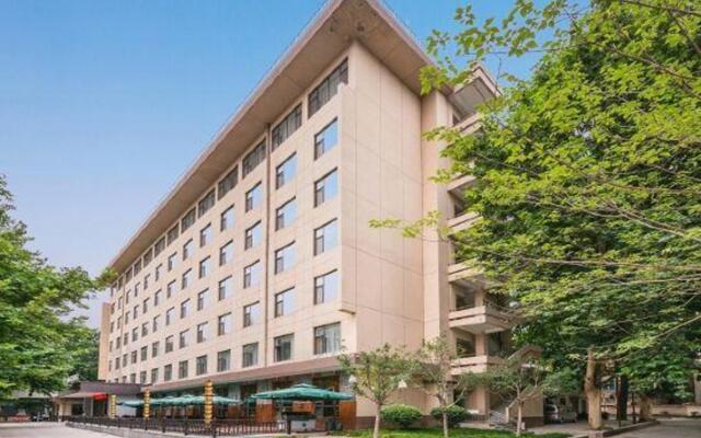 Xi'an  Mantic   Holiday  Hotel