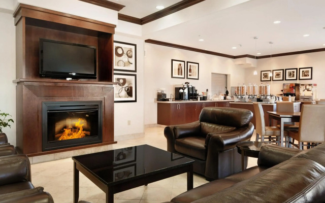 Tisdale Canalta Hotel