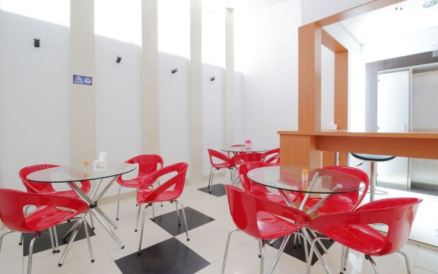 Airy Thamrin Kebon Kacang Sembilan 47 Jakarta