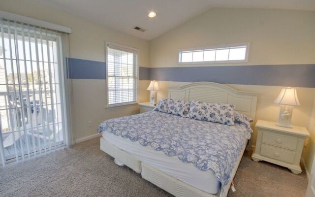 Boards Edge 101 - 4 Br Townhouse