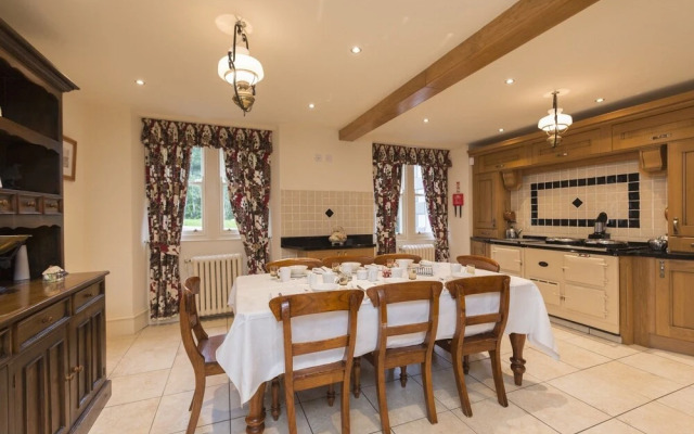 Banoge House