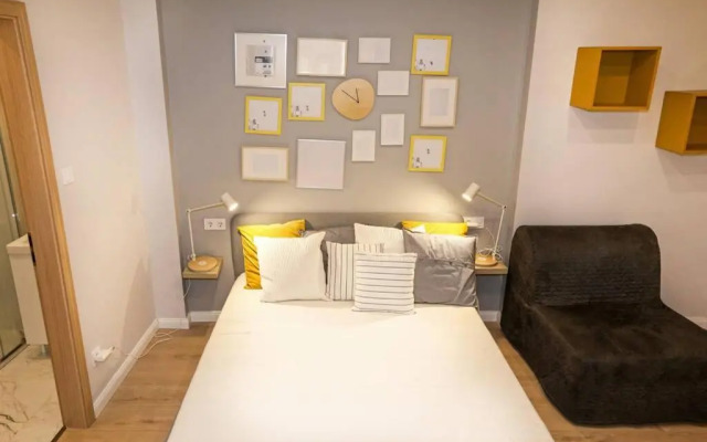 Beautiful studio right in the center