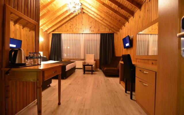 Green Palace Suite Hotel