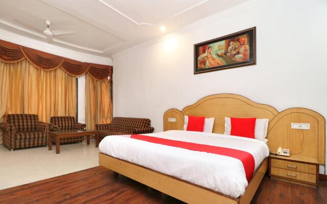 OYO 16415 Hotel Kishore International