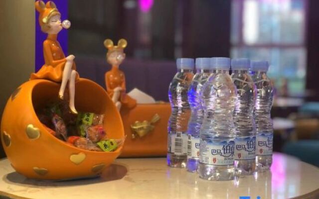 Beijing Headquarters Base Manxin Hotel