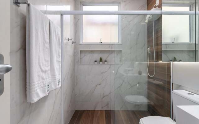 Modern in Copacabana For Couples Sc305lt