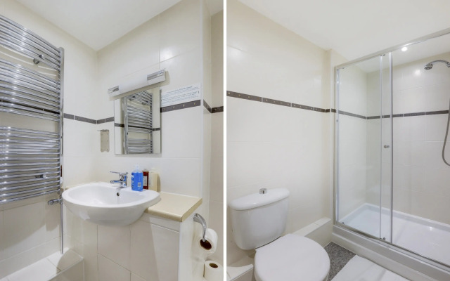 Gissons Hotel by OYO Rooms
