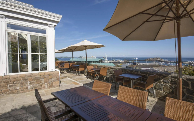 La Fregate Hotel