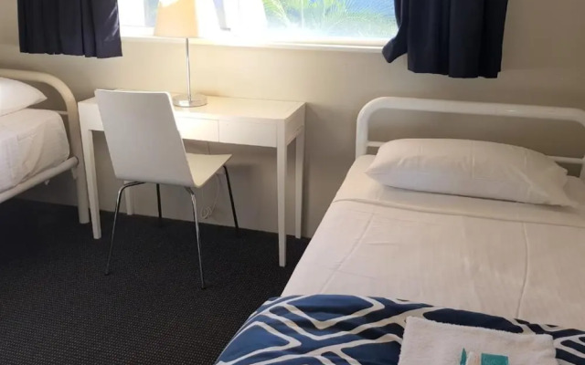 Sailfish Cove & RIVA Apartments