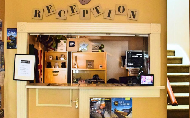 The Prince Albert Backpackers & Bar – Lobby – Nelson