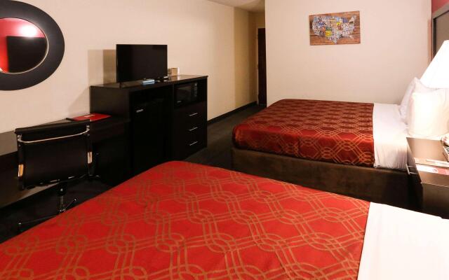 Econo Lodge & Suites Greenville