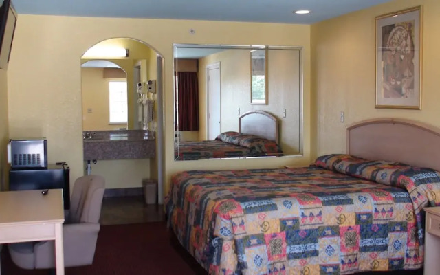 Winnquest Inn Near Ft. Sam Houston