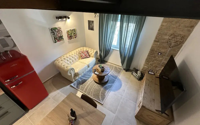 Apartment With Cozy Bedroom