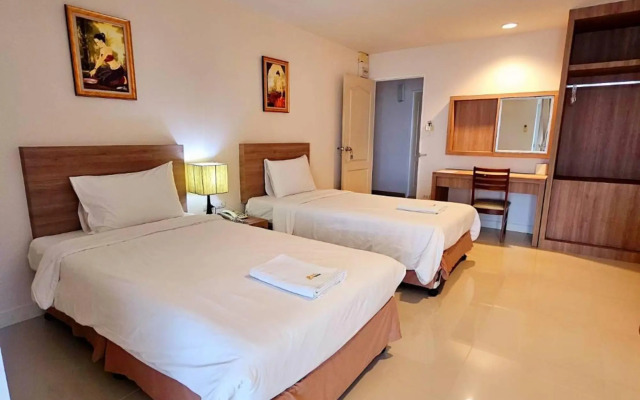 Similan Mansion