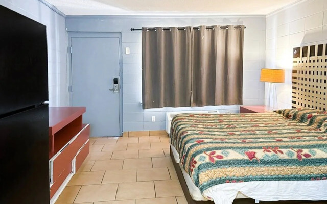 Sunrise Inn By OYO Albany