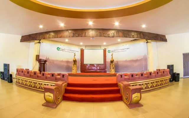 Royal Emerald River View Resort