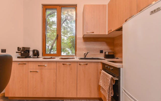 Sofia Dream Apartment - The Library - 3-BDR, 2-BTHR