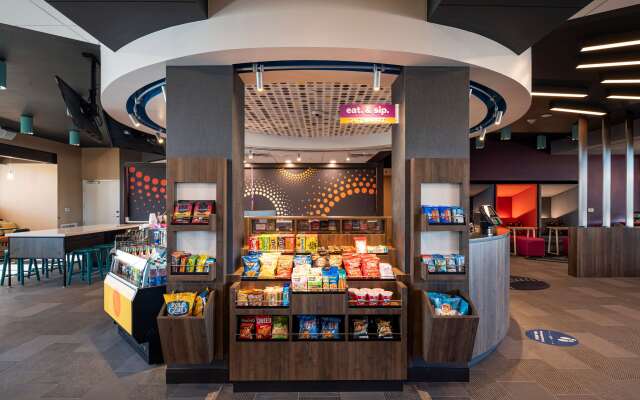 Tru By Hilton Phoenix Glendale Westgate, AZ