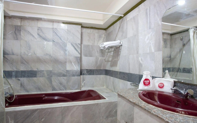 NIDA Rooms Ratchadaphisek Golden Dome Walk