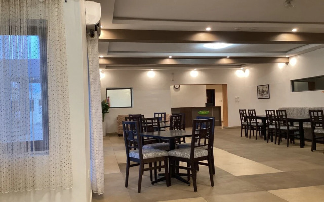 Adis Hotels Prime
