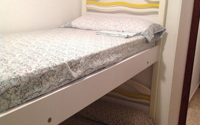 La Caracola Esc. A 2º pta 7