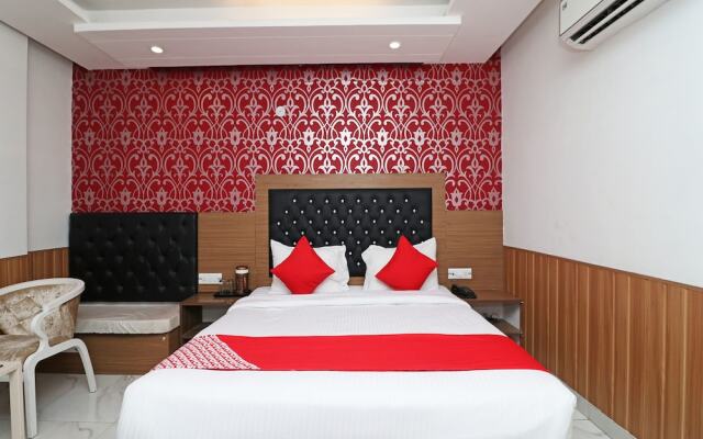 OYO 5049 Hotel Doon