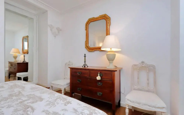Borghese Apartment - My Extra Home