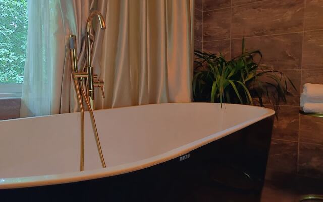 CASA Chengdu Boutique Hotel & Spa