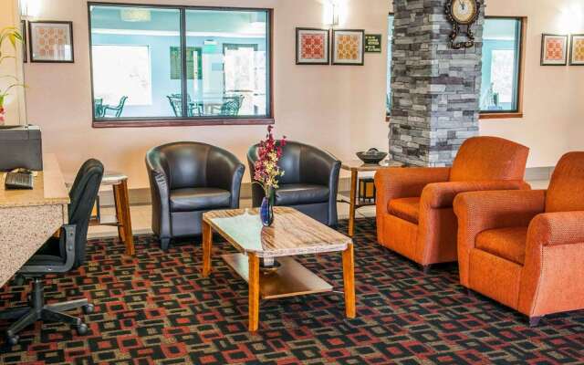 Quality Inn & Suites South Bend Airport