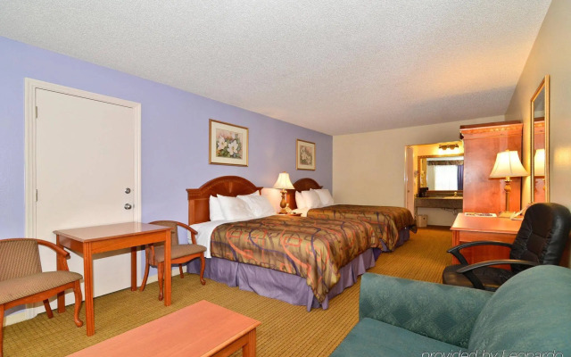 Quality Inn near Manatee Springs State Park