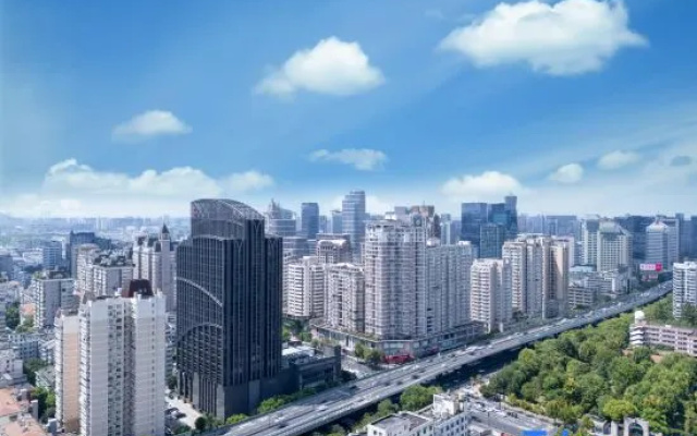 Yizhong Hotel (Hangzhou Hubin Intime in77) – Outside – Hangzhou