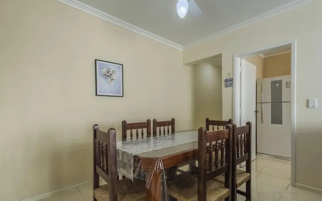 2 Bdrm apt 250m From the Beach in Center Sdc0601